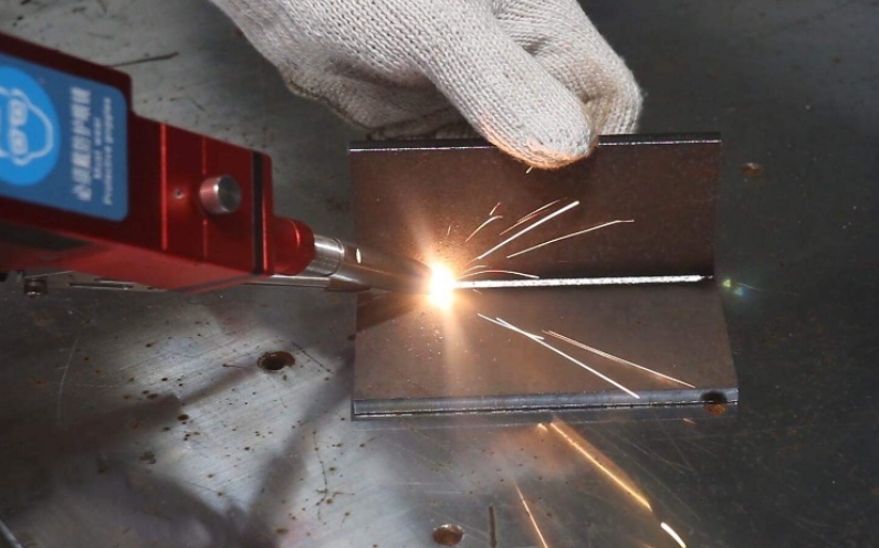 手持式光纖激光焊接機(jī)采購指南