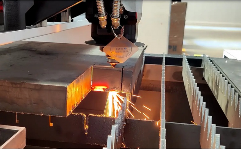 鋁基板激光切割機vs紫外皮秒機：PCB行業選型白皮書